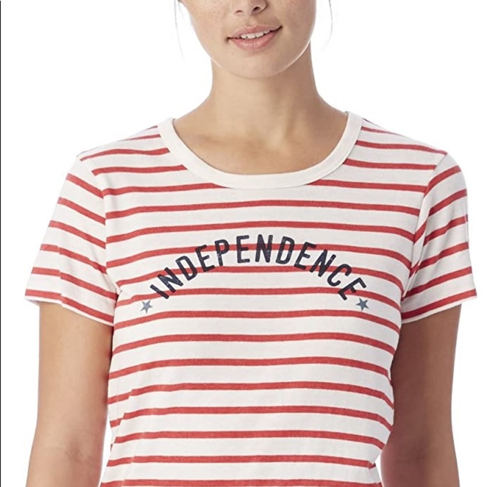 💕4 for $12 Sale💕Alternative Independence Shirt